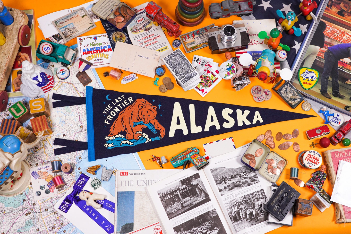 Alaska State Retro Wool Pennant