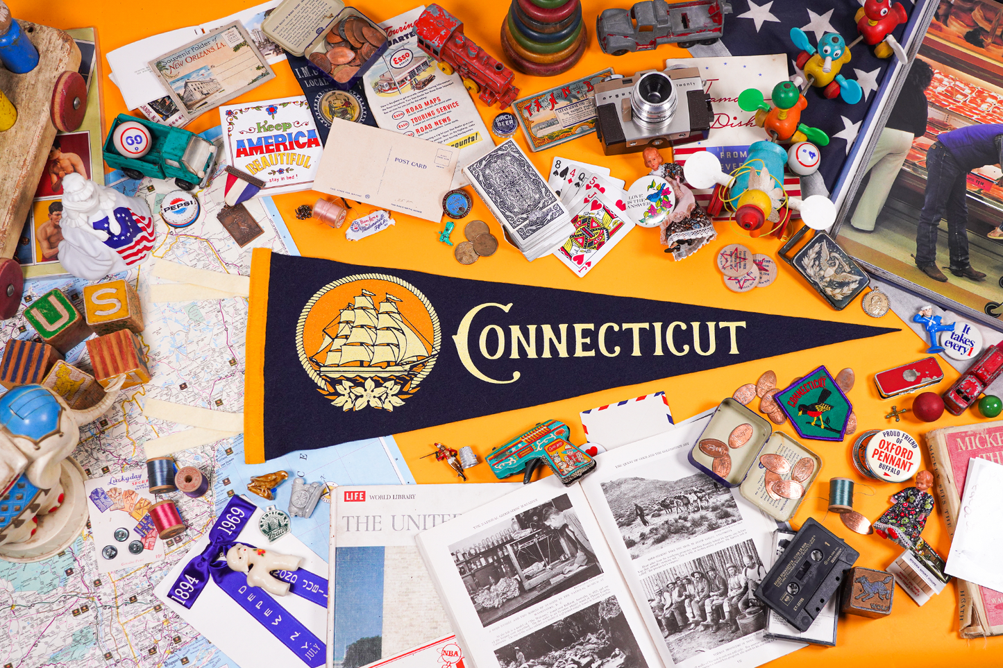 Connecticut State Retro Wool Pennant