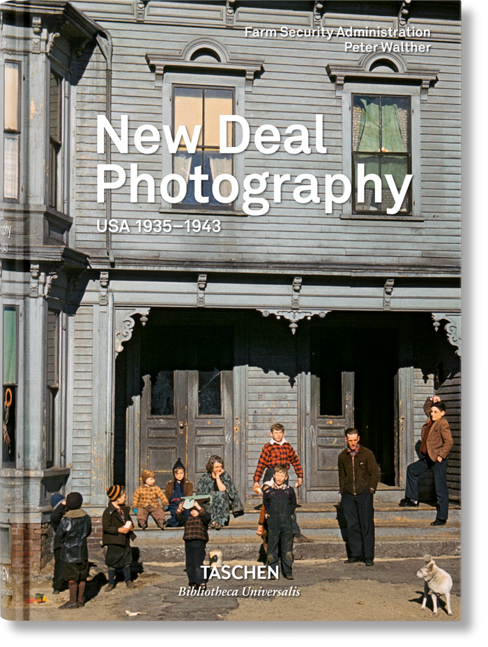 Book cover of 'New Deal Photography' by Peter Walther with a family on a porch. Photographs documenting the United States from 1935-1943.