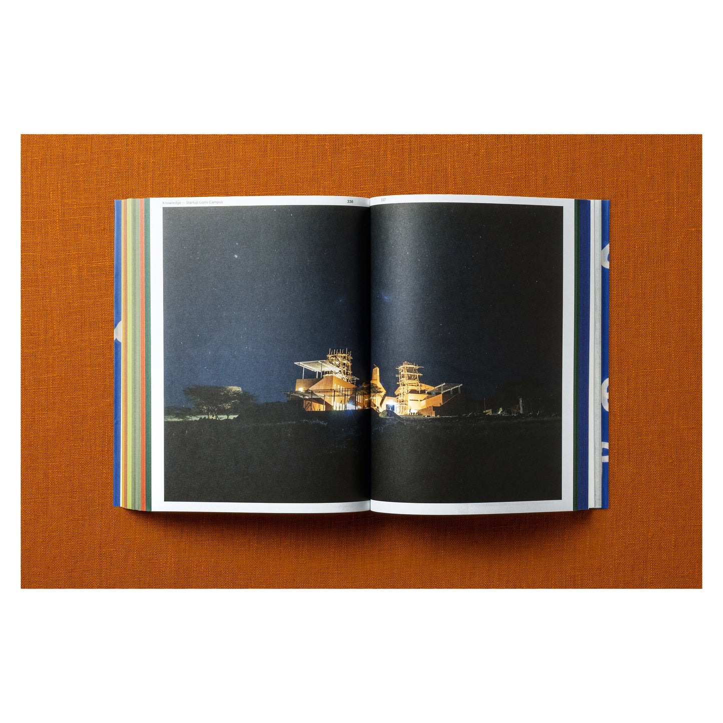 Francis Kéré. Building Stories (English)